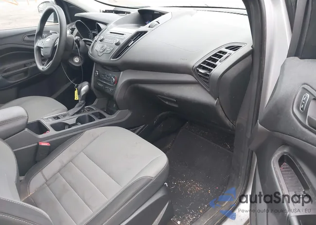 1FMCU0F71JUA17739: 42876217