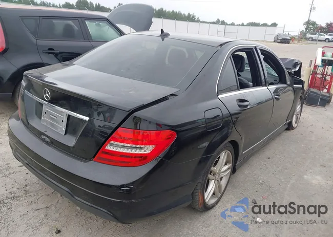 WDDGF4HB5DR245832: 42876280