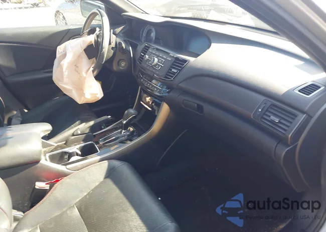 1HGCR2F17HA150080: 42875416