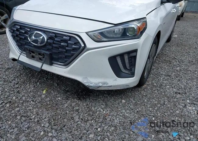 KMHC75LC8LU240689: 42875584