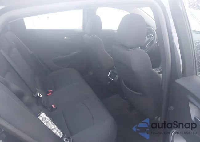 1G1ZE5ST8HF213695: 42877031