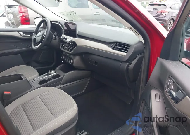 1FMCU0G67MUA50061: 42877168