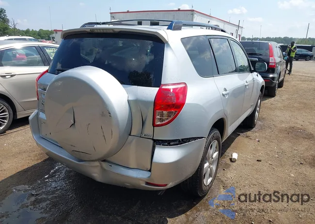 JTMBD31V786059984: 42876555