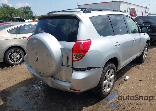 JTMBD31V786059984: 42876555