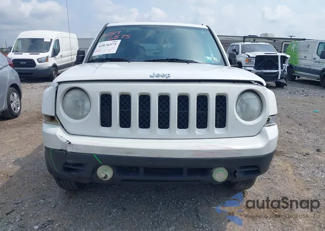 1C4NJPFA1CD616699: 42876575