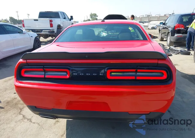 2C3CDZAG8PH553653: 42876667