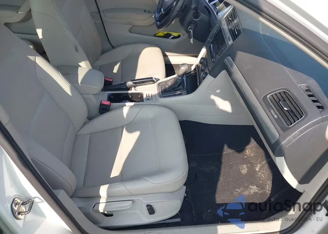 3VW2A7AU7FM021883: 42876776