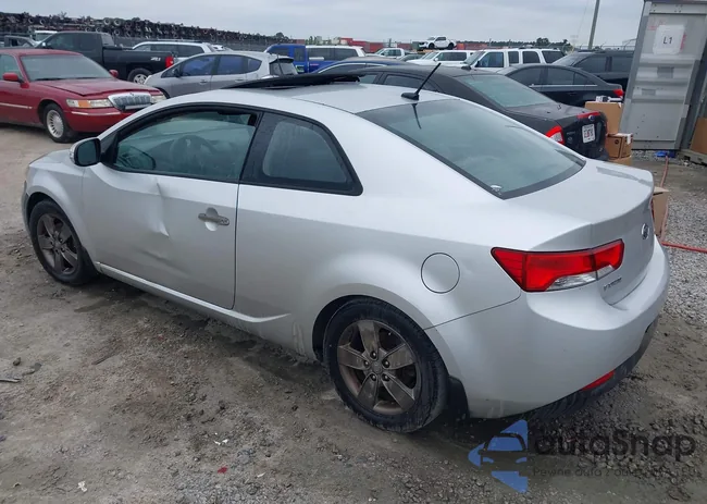 KNAFU6A21A5263231: 42877933