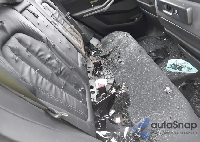 5UXJU2C56KLN64926: 42877437