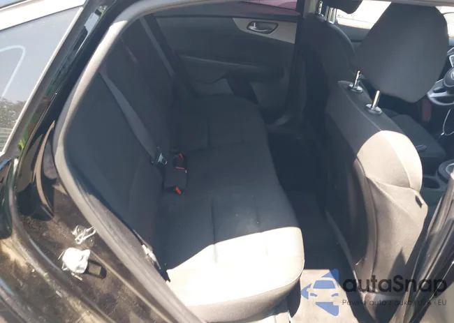 3KPF24AD7LE236296: 42877502