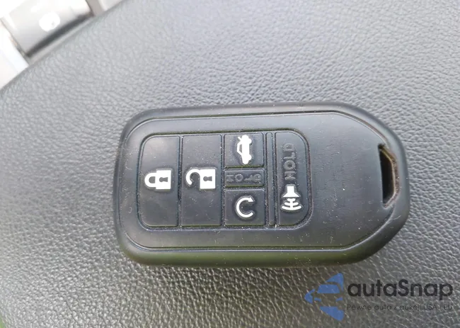 1HGCV2F3XNA001073: 42877589