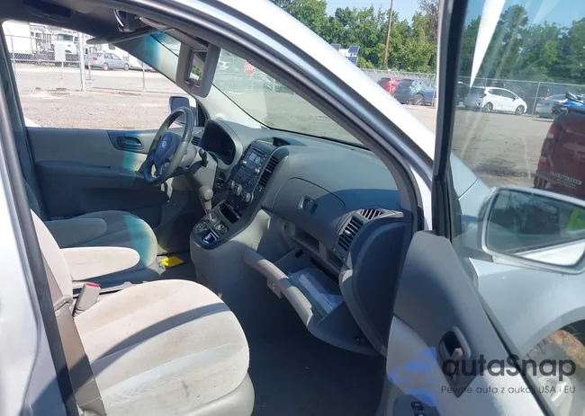 KNDMB233866089593: 42877717