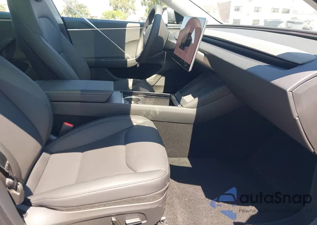 5YJ3E1EA1SF046088: 42878817