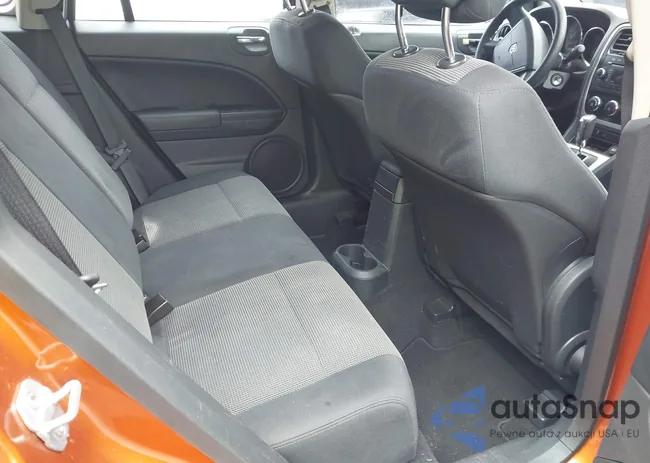 1B3CB3HA6BD247784: 42879123