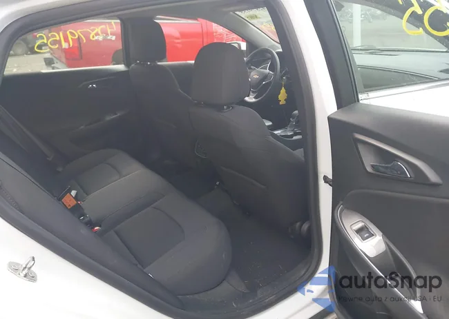 1G1ZD5ST5NF101273: 42879155