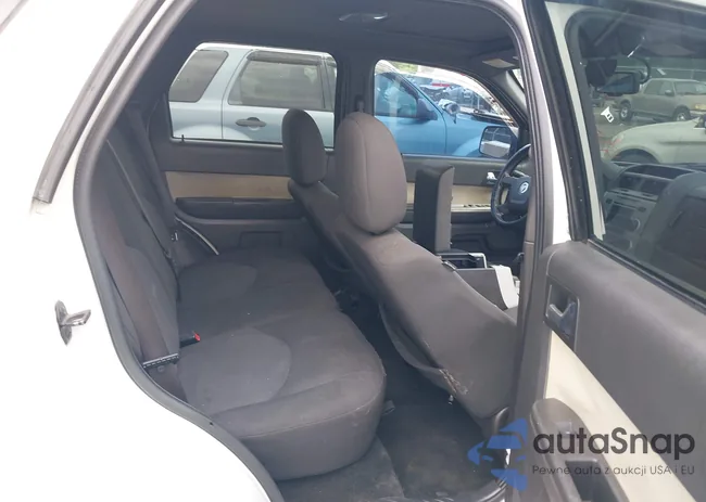 4M2CU91G99KJ05598: 42879171