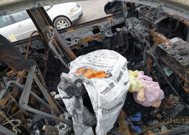 1GNET16S656150749: 42879191