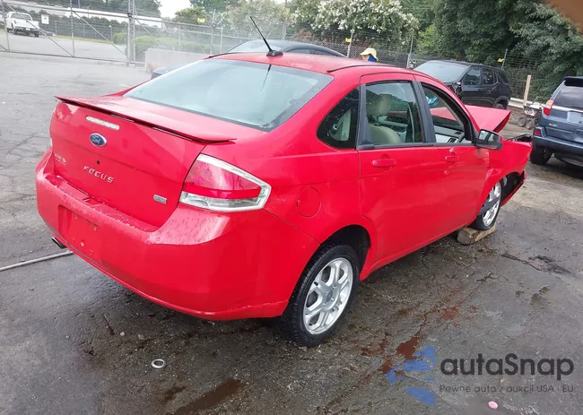 1FAHP35N68W107833: 42879275