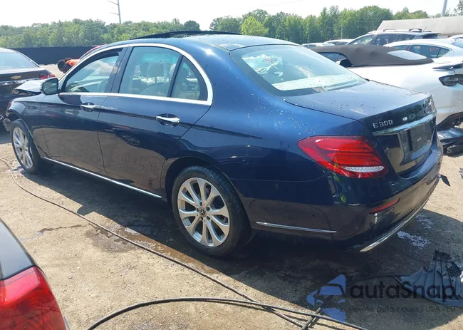 WDDZF4KB8JA311916: 42878541