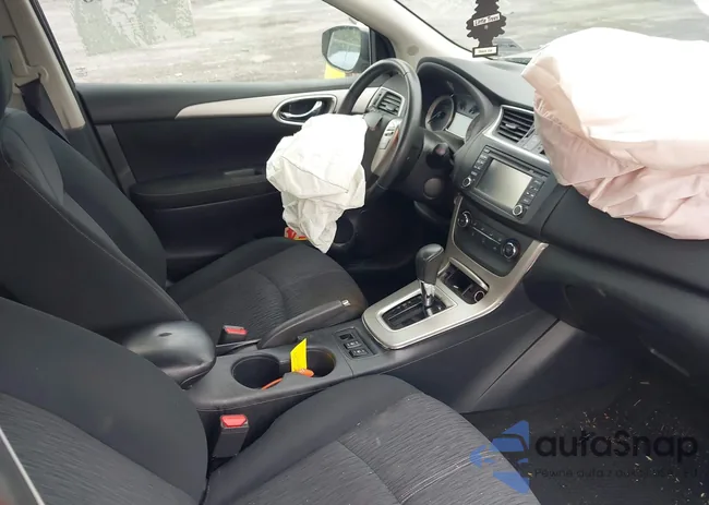 3N1AB7AP7FY304933: 42879818