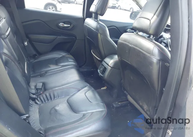 1C4PJMBS6FW609682: 42879840