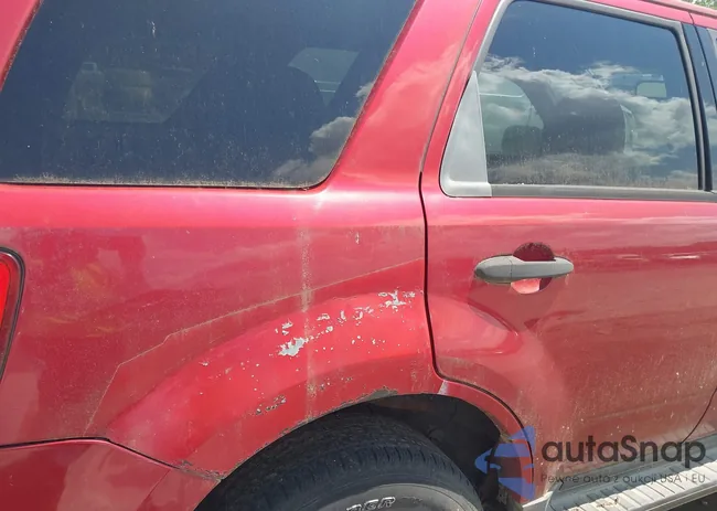 1FMCU037X9KB00162: 42879954