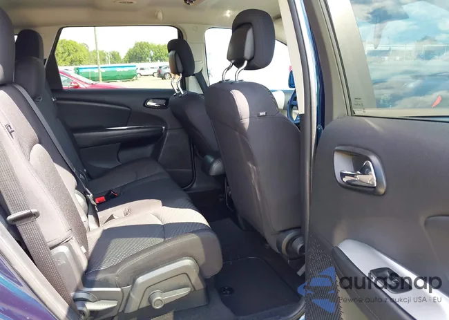 3C4PDCBG4DT521374: 42880087