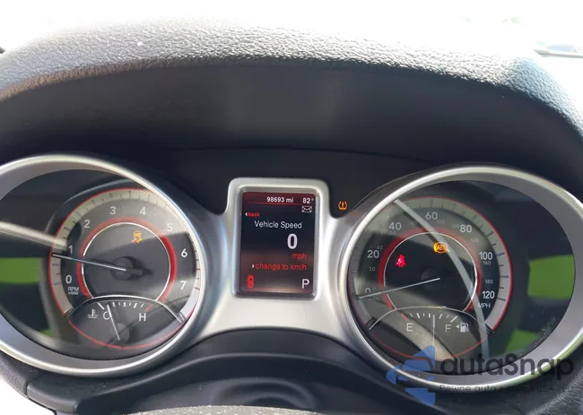 3C4PDCBG4DT521374: 42880087