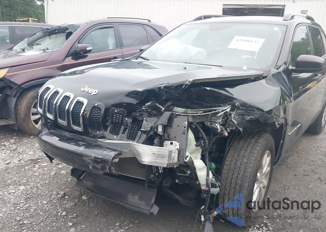 1C4PJLAB4HW572162: 42880137