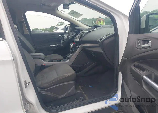 1FMCU9GX0EUE42068: 42880271