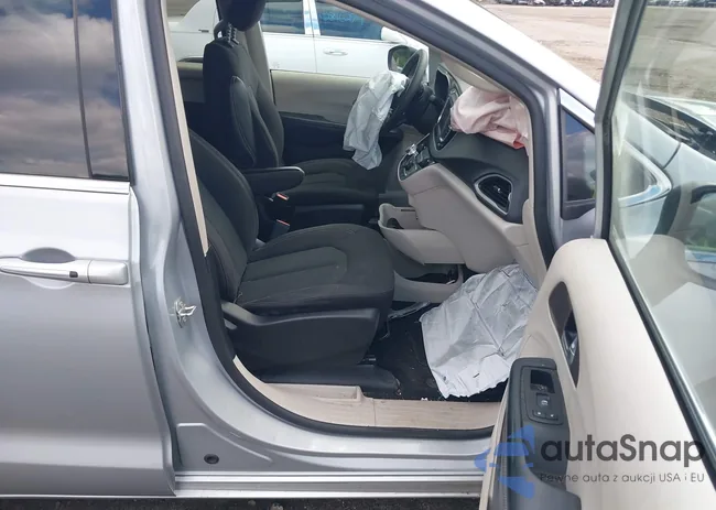 2C4RC1CG8PR611052: 42880284