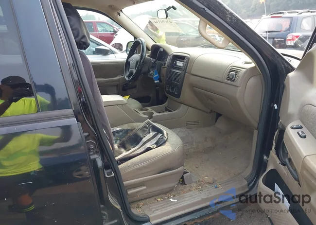 1FMZU62K05UA56965: 42879334