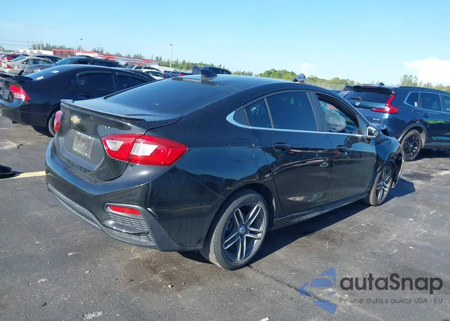 1G1BE5SM6J7230859: 42879630