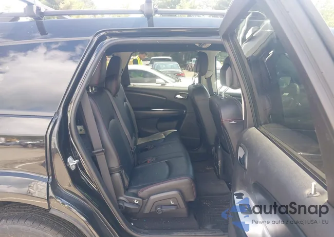 3C4PDDBGXGT168181: 42879638