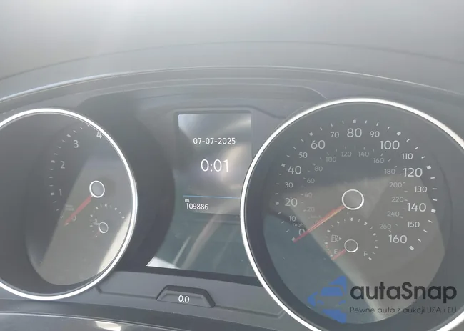 3VV3B7AX1JM119753: 42879695