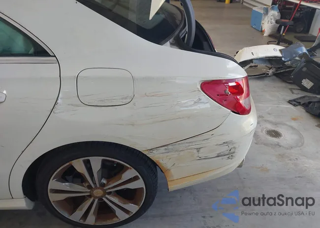 WDDSJ4EB2FN219700: 42880802