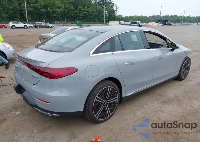 W1KEG1CBXPF013582: 42880812