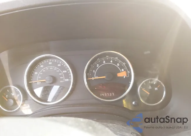 1C4NJDEB4GD768474: 42880916