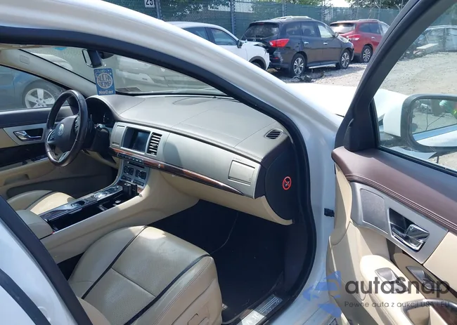 SAJWA0HB1CLS49179: 42880970