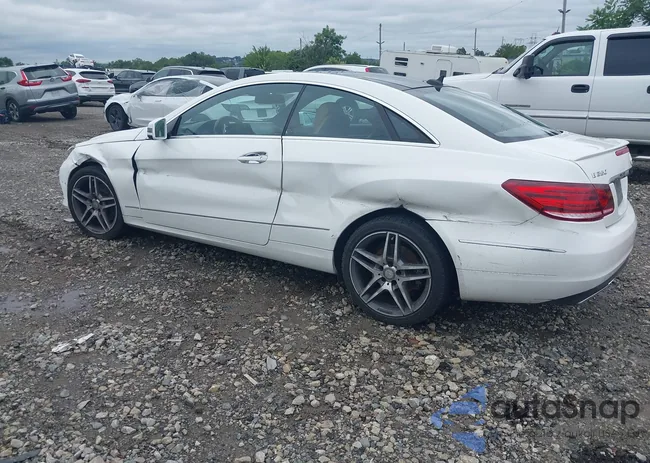 WDDKJ8JB0EF290738: 42881175