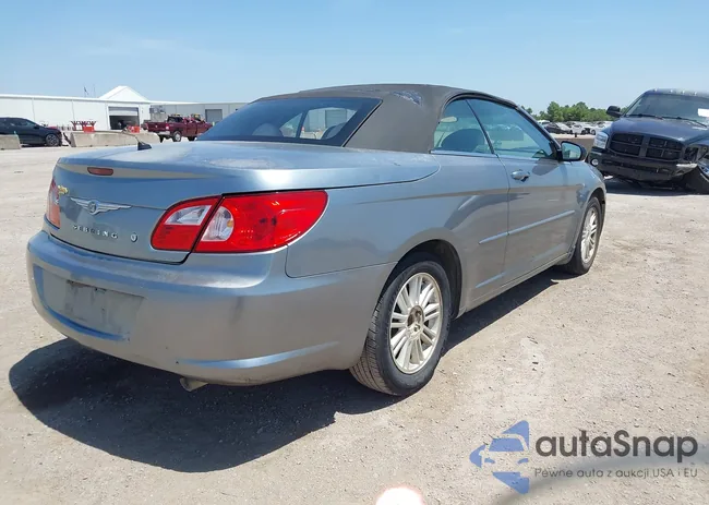 1C3LC45KX8N234039: 42881278