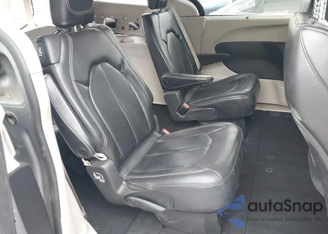 2C4RC1DG6LR261235: 42881314