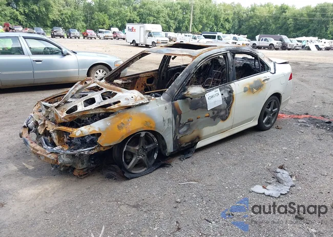 JH4CL96807C016387: 42881328