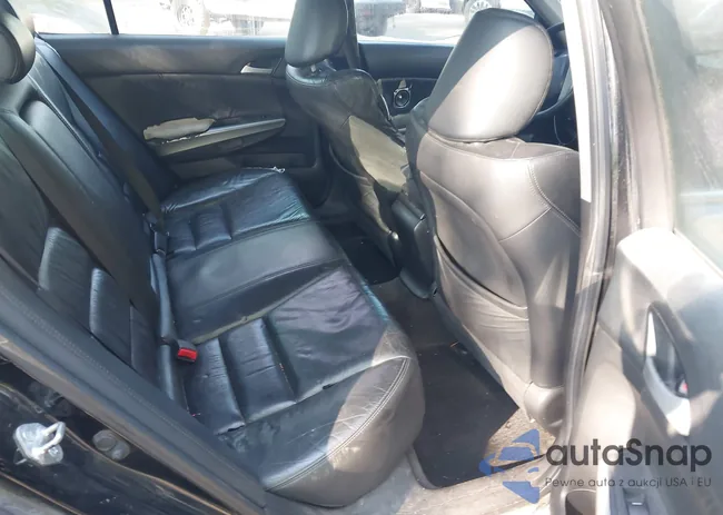 1HGCP26849A090120: 42880345