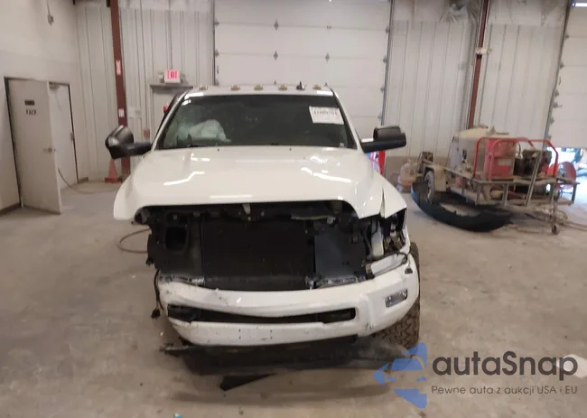 3C6UR5FL0JG160776: 42880704