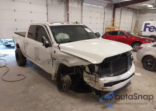 3C6UR5FL0JG160776: 42880704