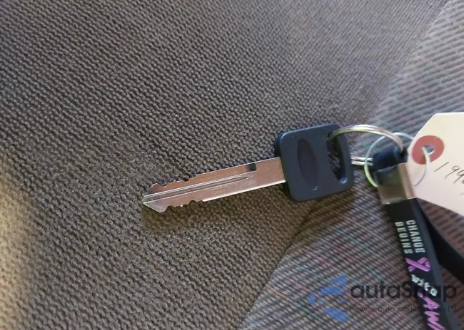 1FTHX26F0TEB65057: 42881801