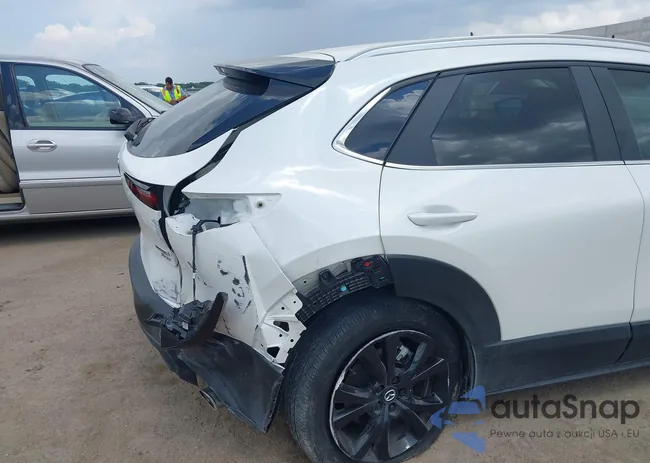 3MVDMBAY3NM437998: 42881808