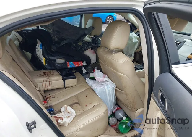 1LNHM93R69G612810: 42881932