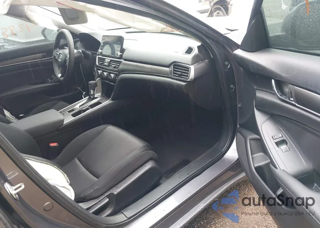 1HGCV1F17KA105301: 42882111